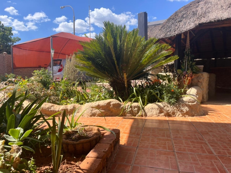 3 Bedroom Property for Sale in Geelhoutpark North West